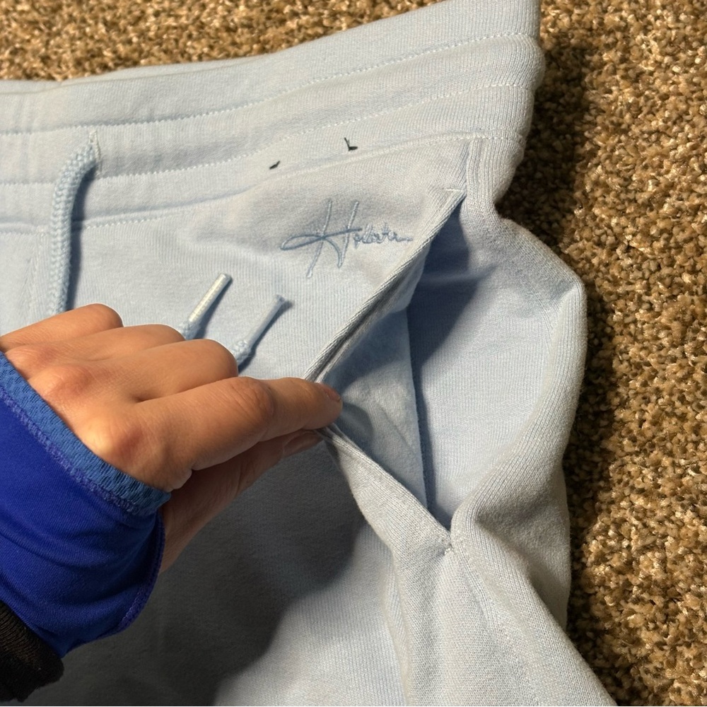 Hollister Women's Small Athletic Shorts in Light Blue - Picture 5 of 9